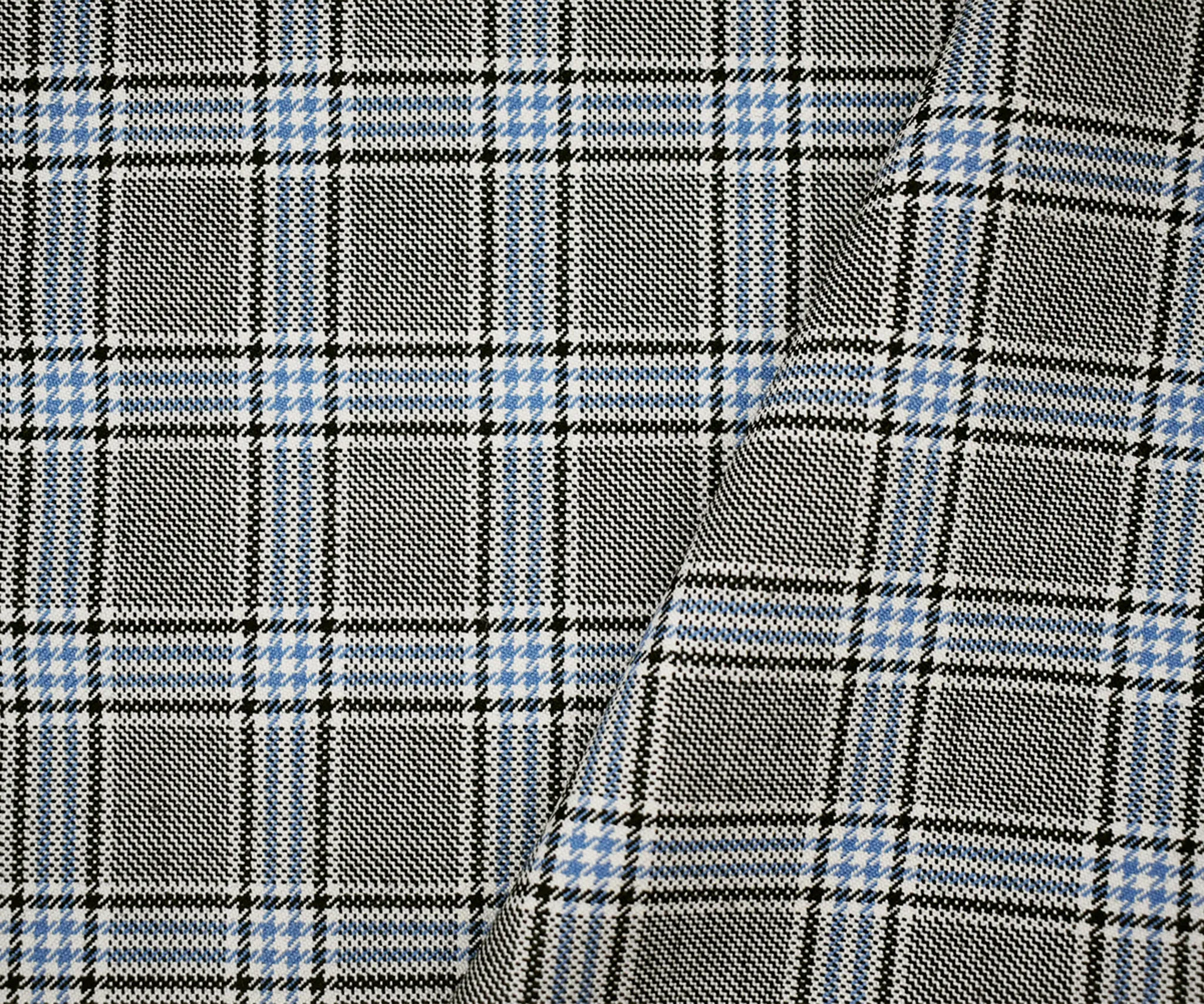 Black-White-Blue Poly Wool Plaid Twill Woven Suiting Fabric