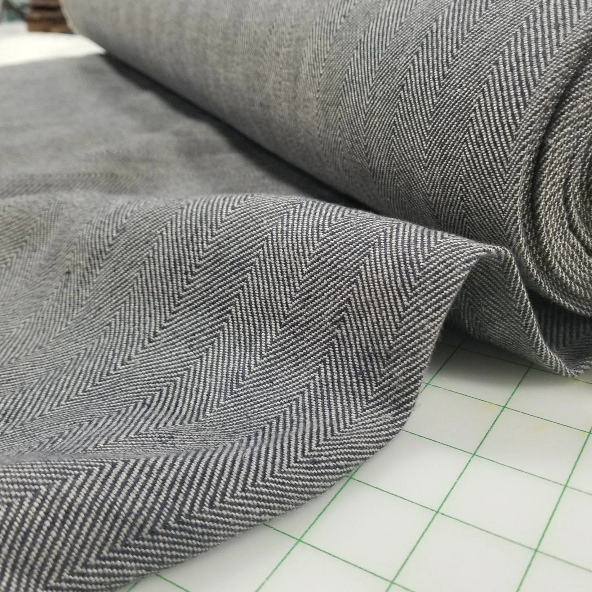 ENd of Bolt: 1-5/8th yards of Irish Pure Linen Dark Navy Herringbone Bottomweight Spence Bryson Woven 300 GSM-remnant